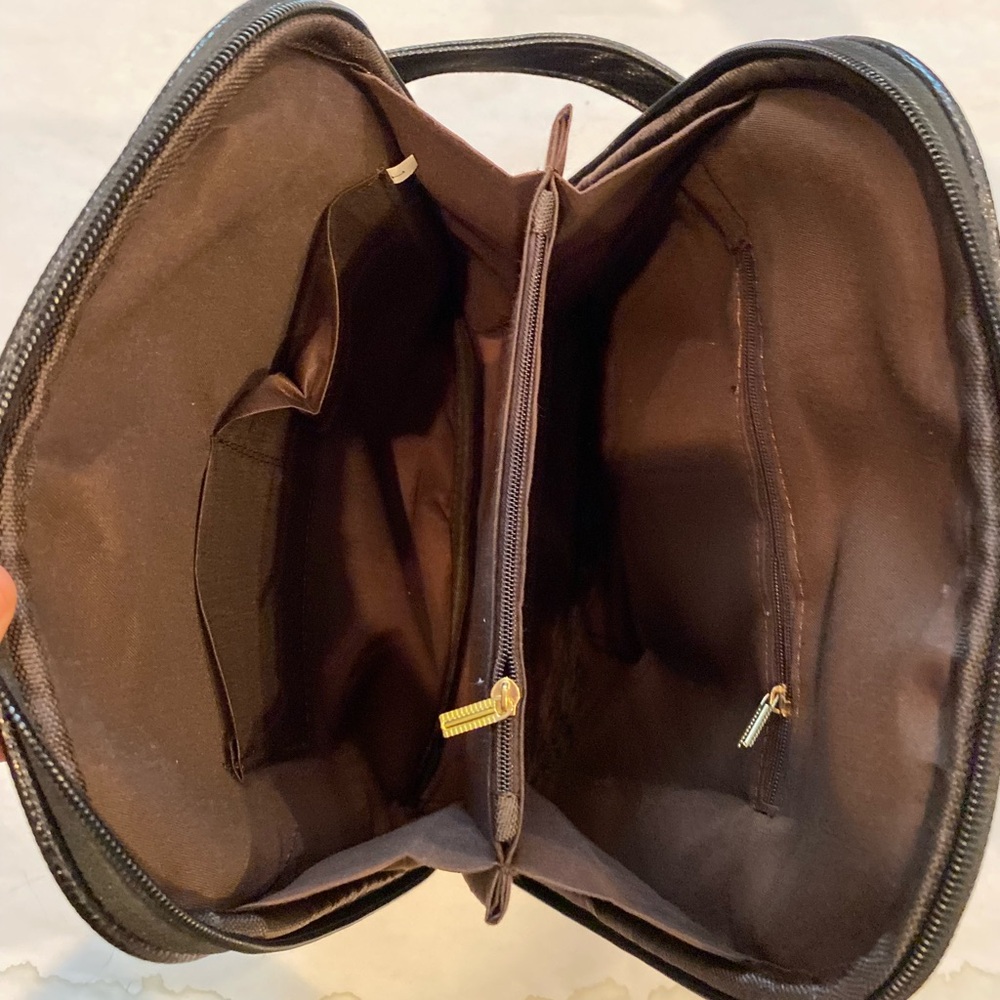 Black multi Compartment Backpack - Picture 6 of 8